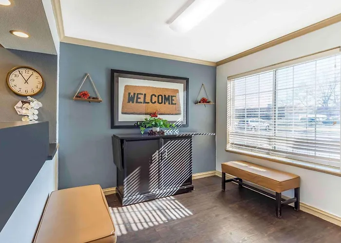 Extended Stay America Select Suites - Chicago - Naperville - East