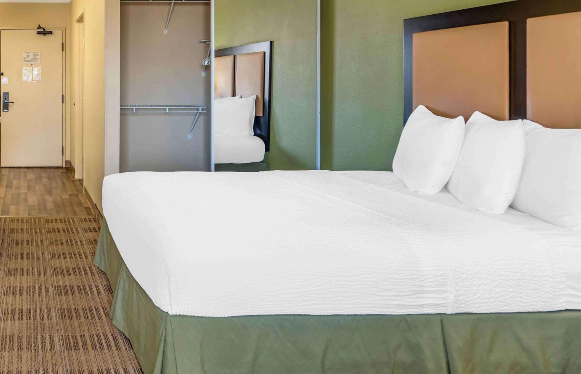Extended America Select - Chicago - - East Hotel 2*