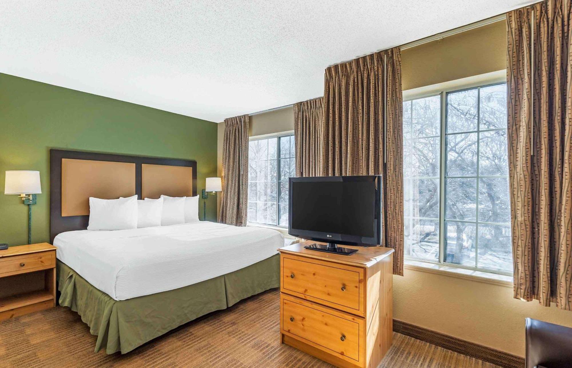 Extended America Select - Chicago - - East Hotel 2*