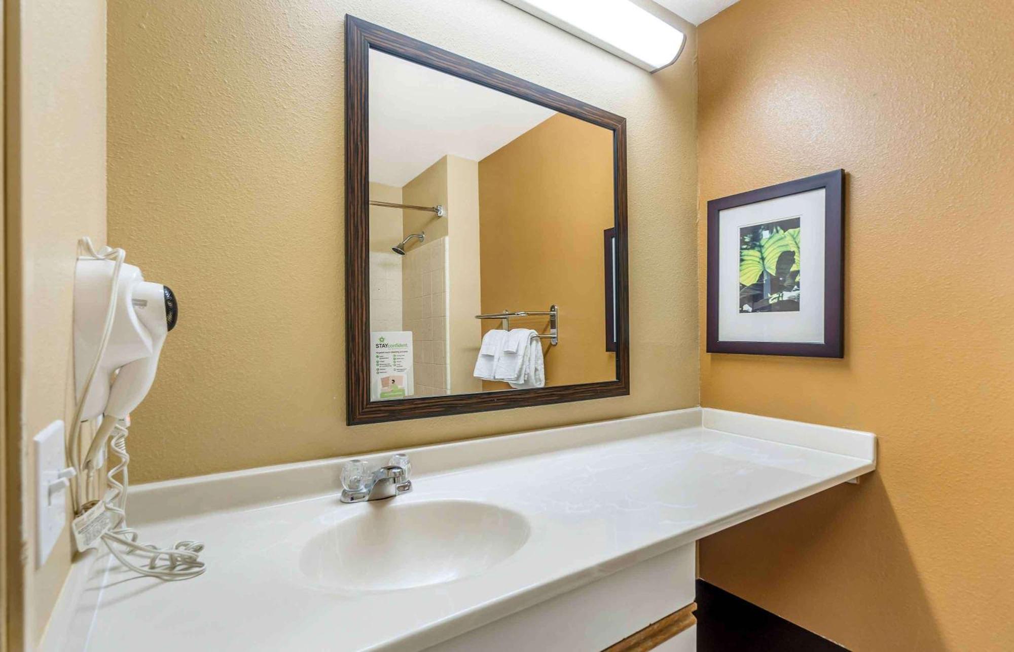 Extended America Select - Chicago - - East Hotel Naperville