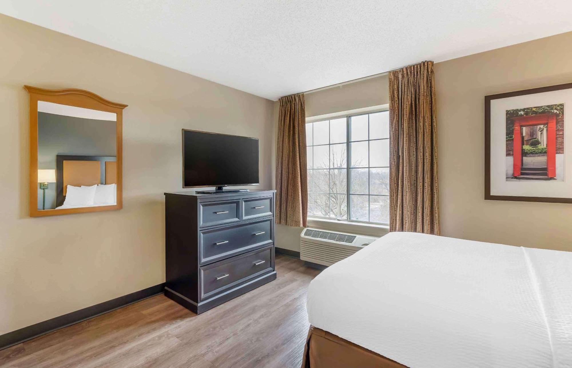 Extended America Select - Chicago - - East Hotel 2*